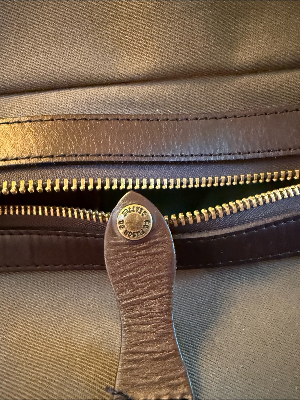 Filson Rugged Twill Duffel Bag - Medium - Great shape. Very little use. - Picture 8 of 10